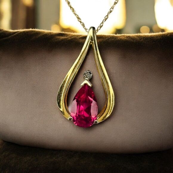 VINTAGE- 10k Gold-Ruby Diamond Necklace-18"-Pear Cut-Romantic Ruby Necklace-1.6g - Picture 1 of 16